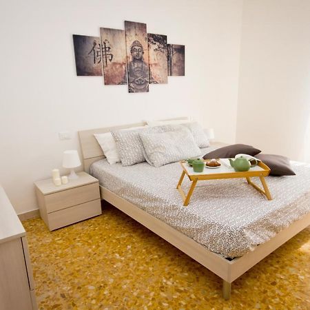 Apt Luminoso, Spazioso Con Aria Condiz E Bici Viareggio Exterior foto